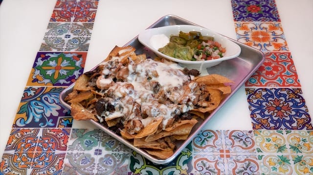 Nachos Locos.