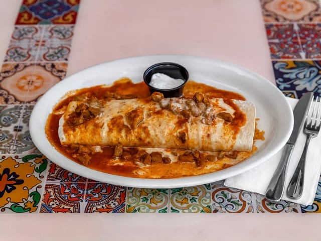 Burrito Grande.