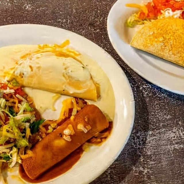 C. One Chalupa, 1 Cheese Taco, 1 Beef Taco and 1 Beef Enchilada Combo Plate.