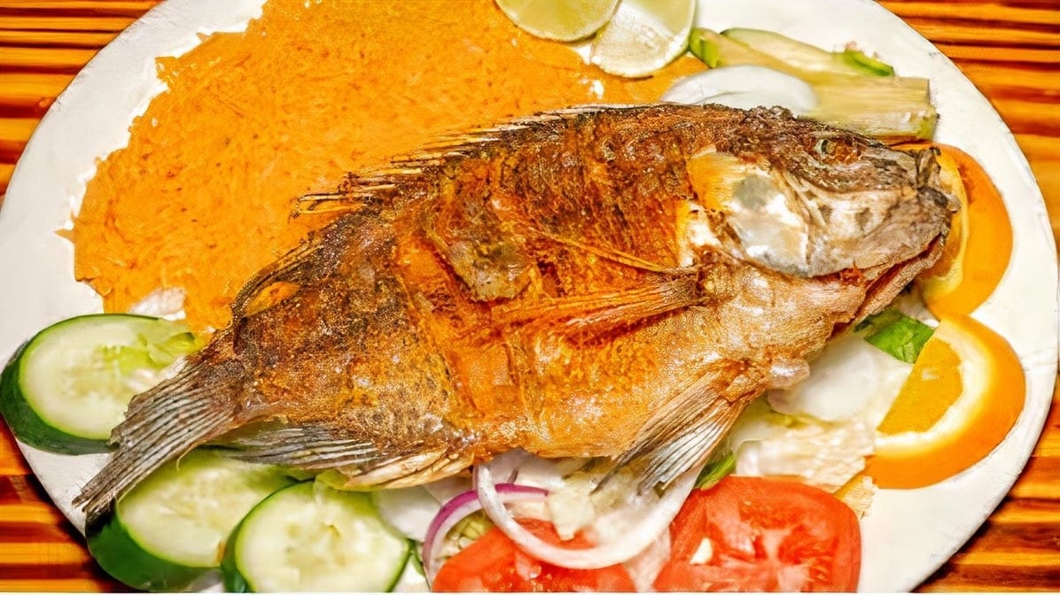 Whole Fried Fish (Mojarra).