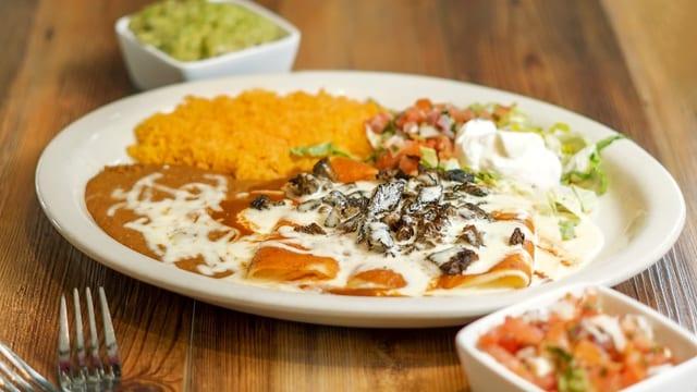 Enchiladas Al Carbon.