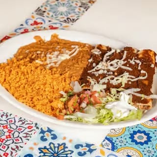 Enchiladas Con Mole / Enchiladas with Mole