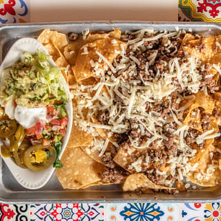 Carne / Ground Beef Nachos